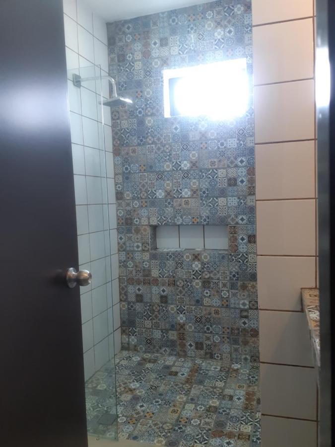 Aguacate Suites Mazatlán Eksteriør billede