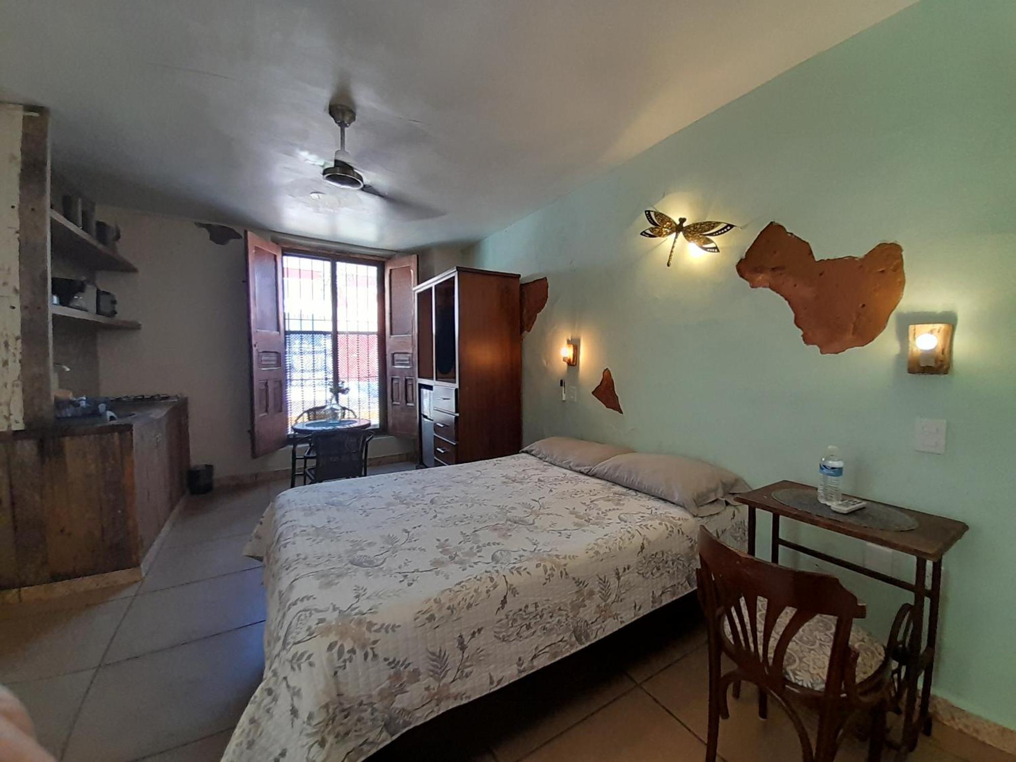 Aguacate Suites Mazatlán Eksteriør billede