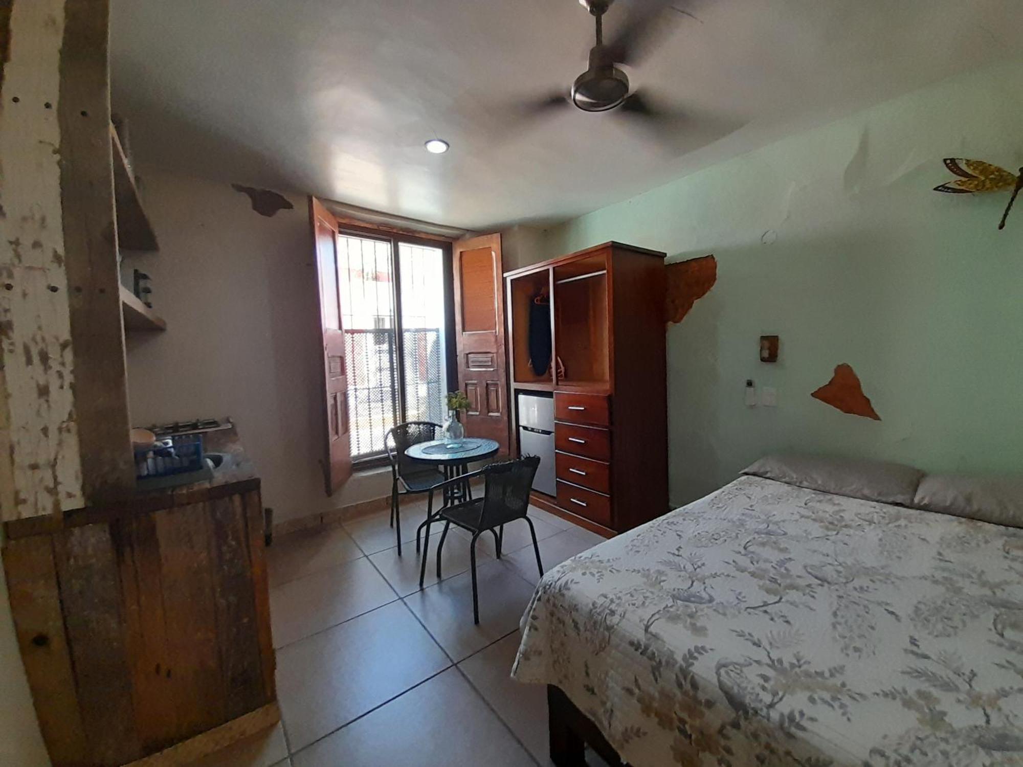 Aguacate Suites Mazatlán Eksteriør billede