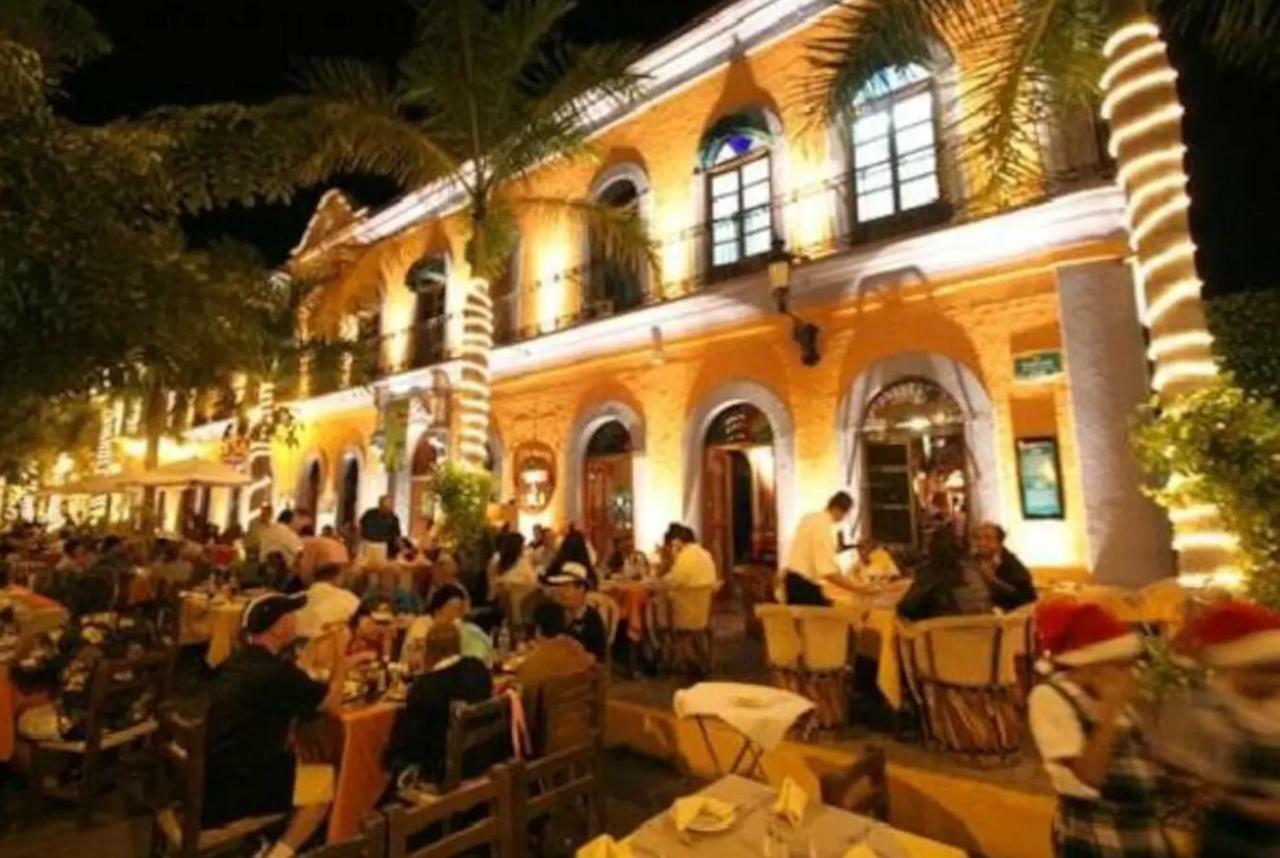 Aguacate Suites Mazatlán Eksteriør billede